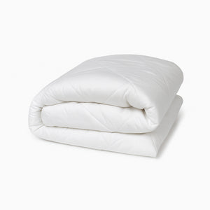 Jaspa Black All Seasons Pillow Protector