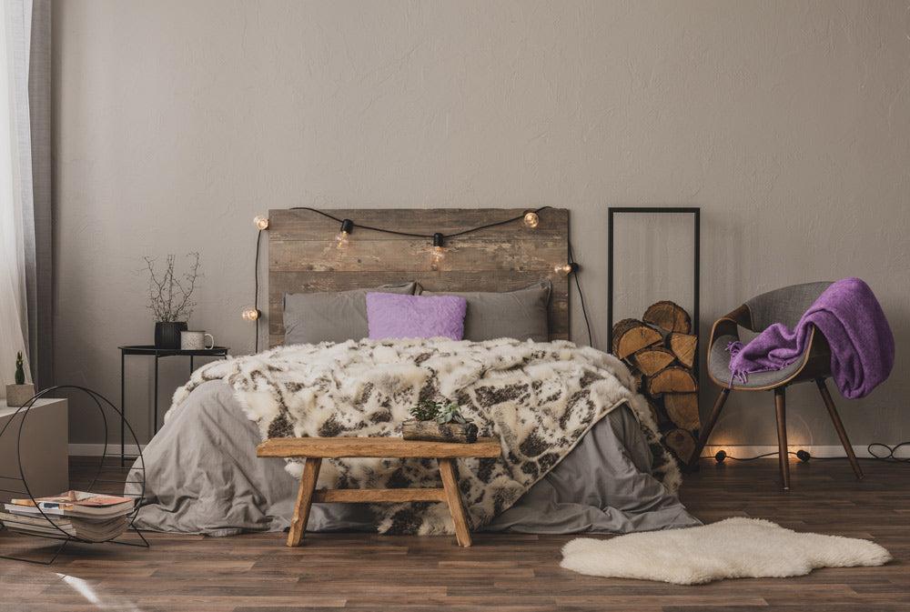 Jaspa Black Wool Machine Washable Quilt