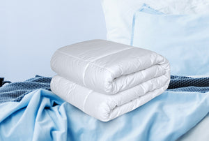 Jaspa Black Cool Wool Quilt